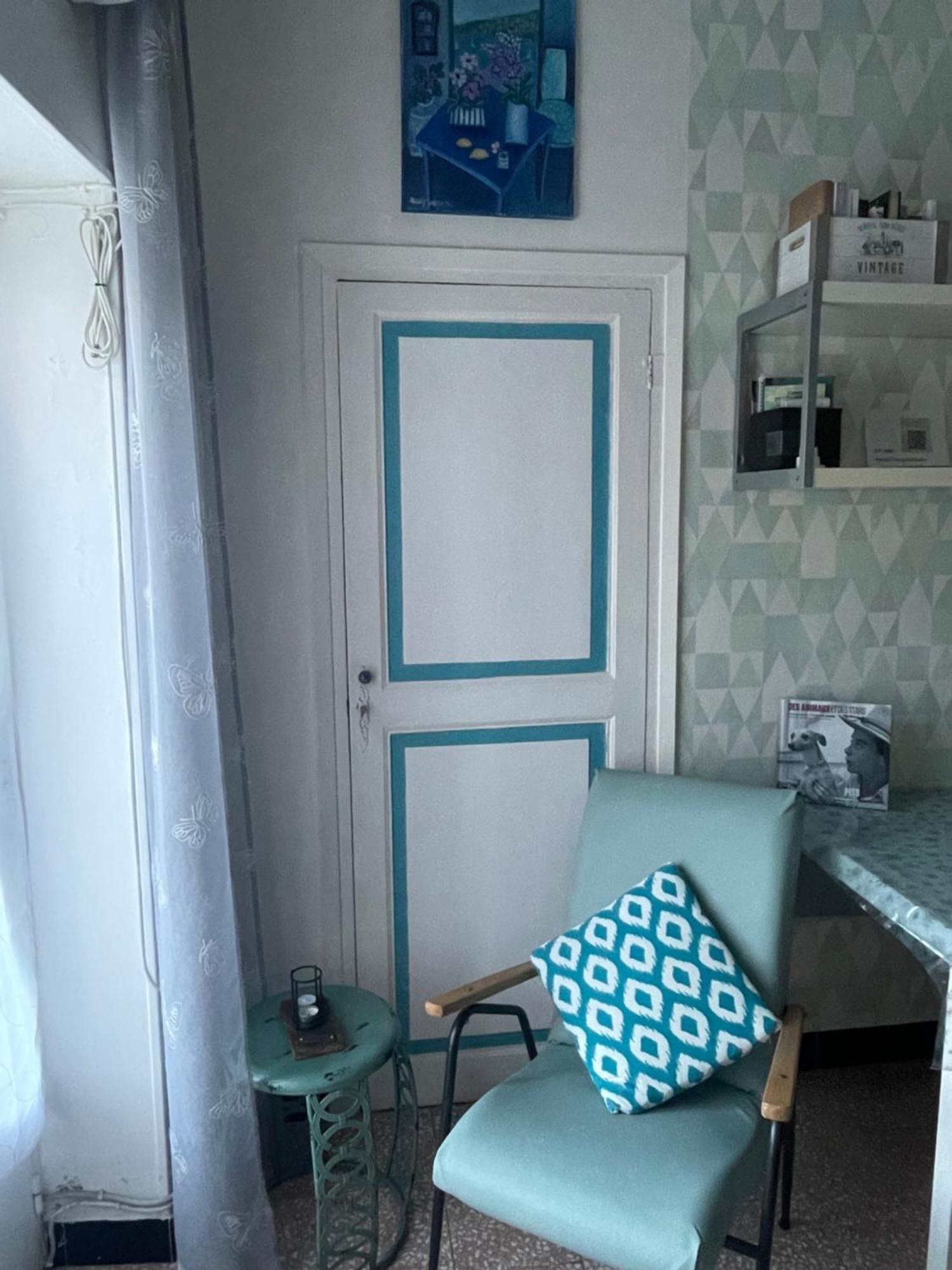 Welcome In The Cozy Blue Nest Pedestrian Menton Ngoại thất bức ảnh